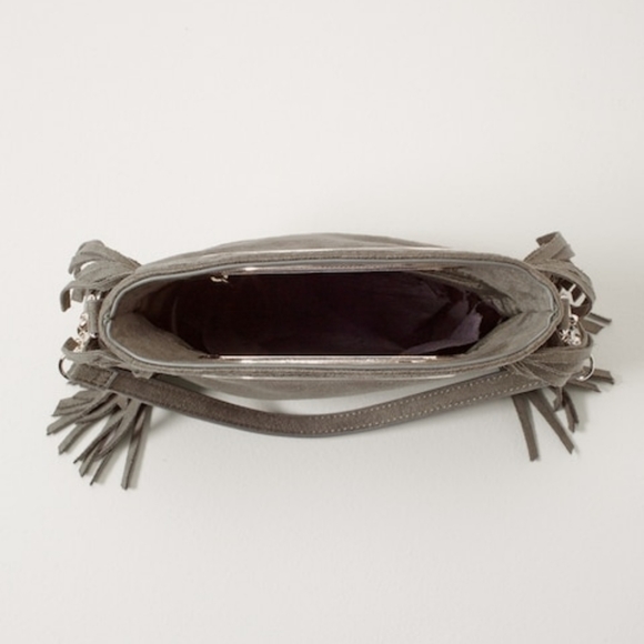 8X HOST PICK!!! Green Fringed Vegan Suede Handbag - Picture 2 of 3